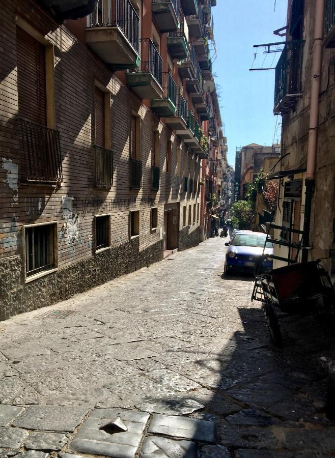 Bed and Breakfast Residenza Chiaia Neapel Exterior foto