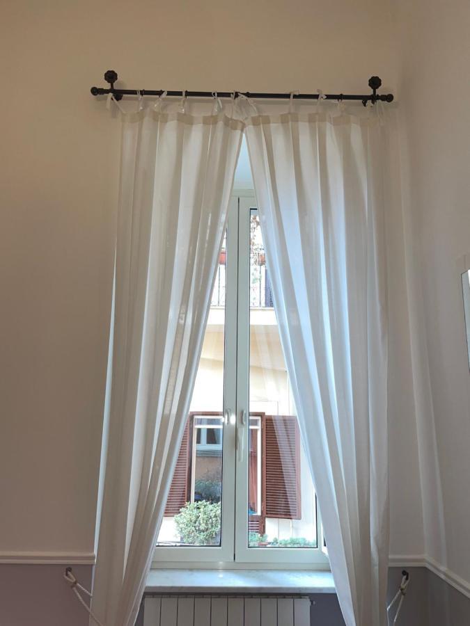 Bed and Breakfast Residenza Chiaia Neapel Exterior foto